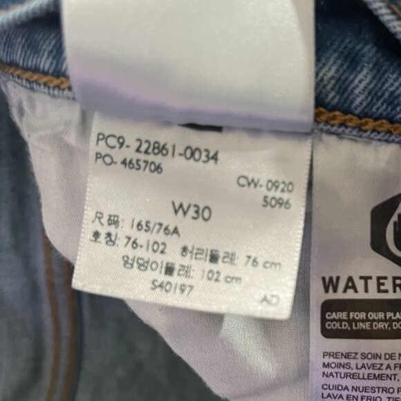 Levi's Wedgie Straight Jeans - Picture 15 of 15